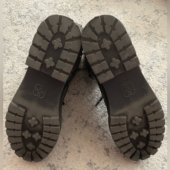 Daisy Fuentes Combat Boots - Picture 5 of 5